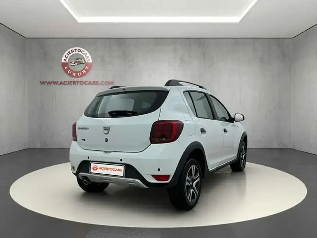 Occasion Dacia Sandero 101 PK (74 kW) 2020 Wit Hatchback