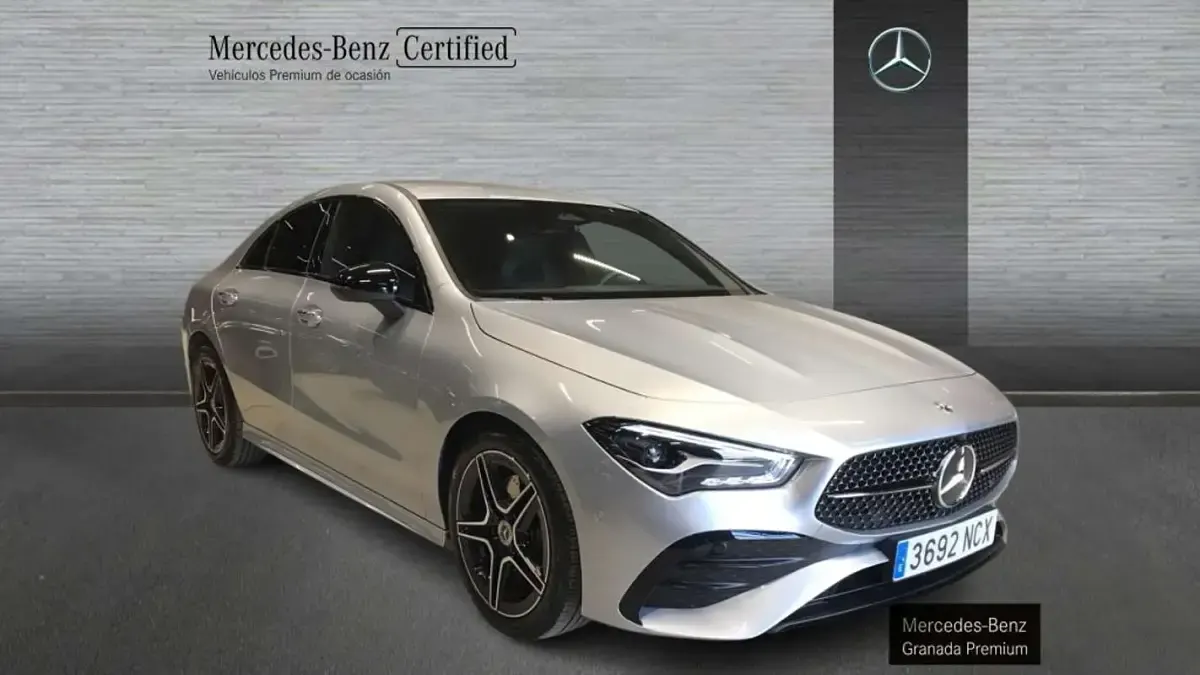 Usado Mercedes CLA200 163 CV (119 kW) 2025 Coupe
