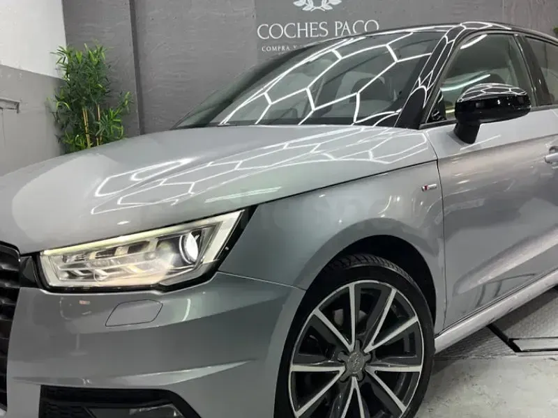 Usado Audi A1 Sportback Design 116 CV (85 kW) 2017 Gris / plata Utilitario