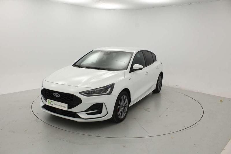Usado Ford Focus ST-Line 125 CV (91 kW) 2022 Blanco Berlina