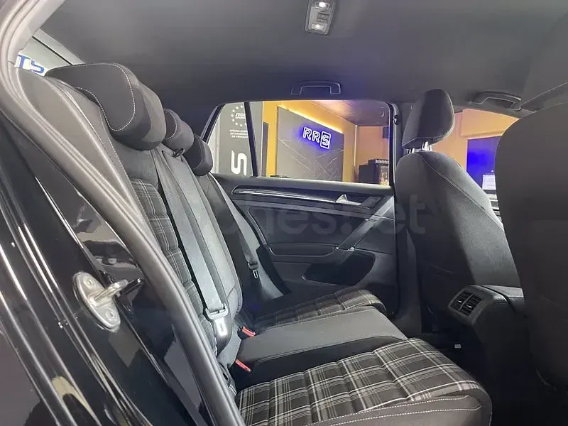 Usado VW Golf VII GTD 184 CV (135 kW) 2014 Negro Berlina