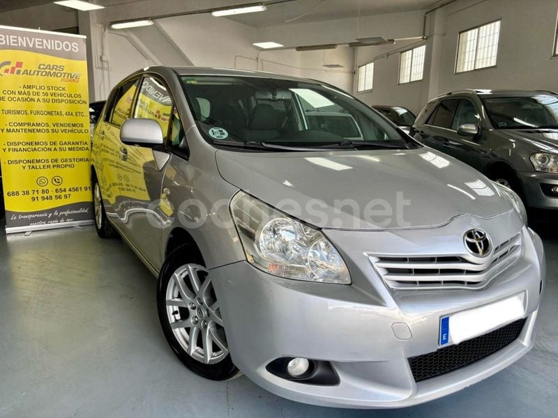 Gris / plata Usado 2009 Toyota Verso Advance Monovolumen | 6800 € (Precio justo) - Imagen 1/4