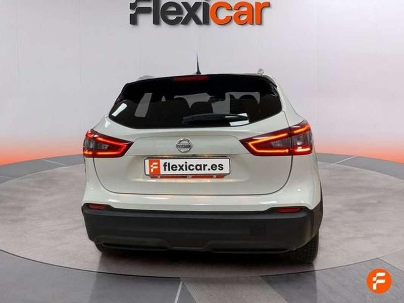 Usado Nissan Qashqai Style Edition 140 CV (102 kW) 2021 Blanco SUV