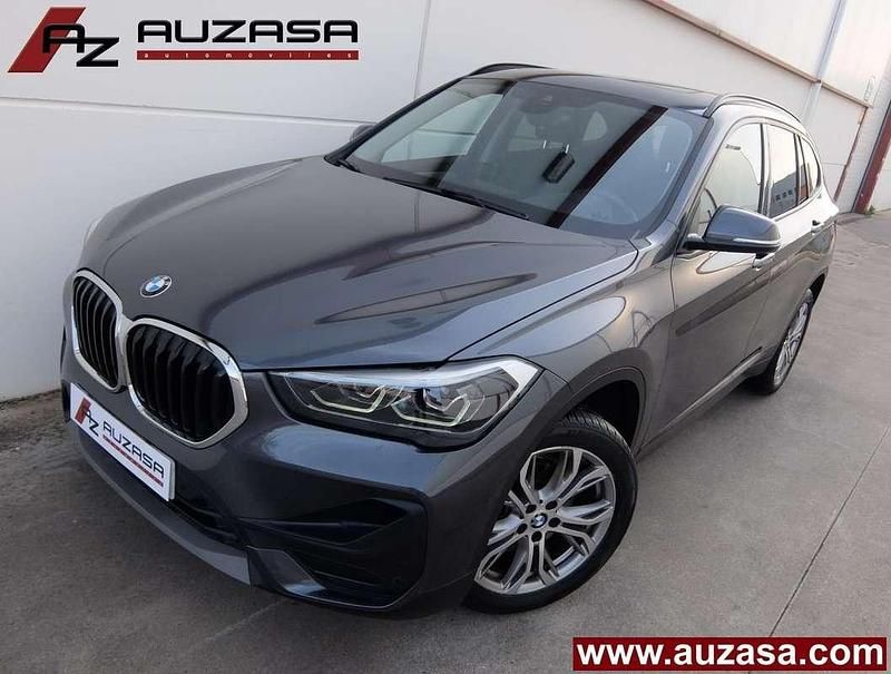 Usado BMW X1 Advantage 136 CV (100 kW) 2021 Gris SUV