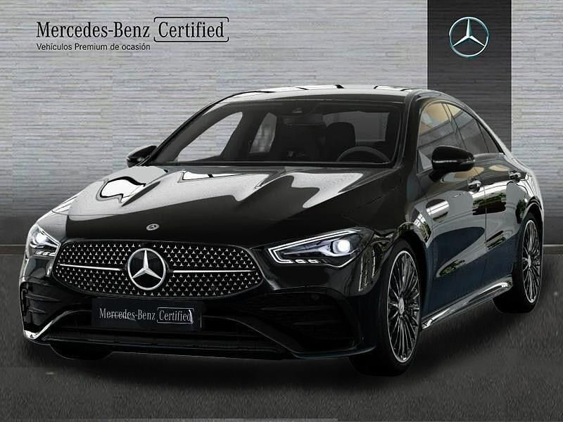 Negro cosmos Usado 2024 Mercedes CLA250e AMG line Berlina | 40.995 € (Precio justo) - Imagen 1/4