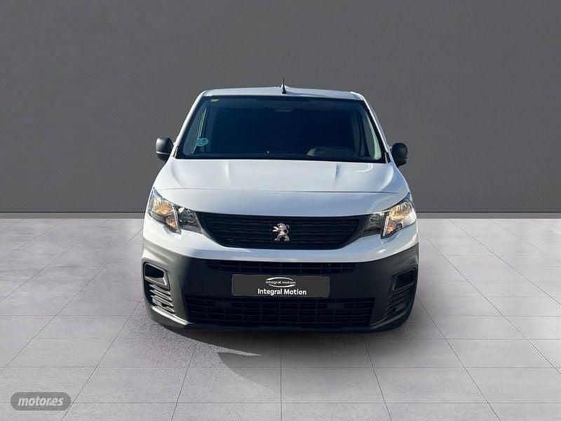 Usado Peugeot Partner 102 CV (75 kW) 2022 Blanco Monovolumen
