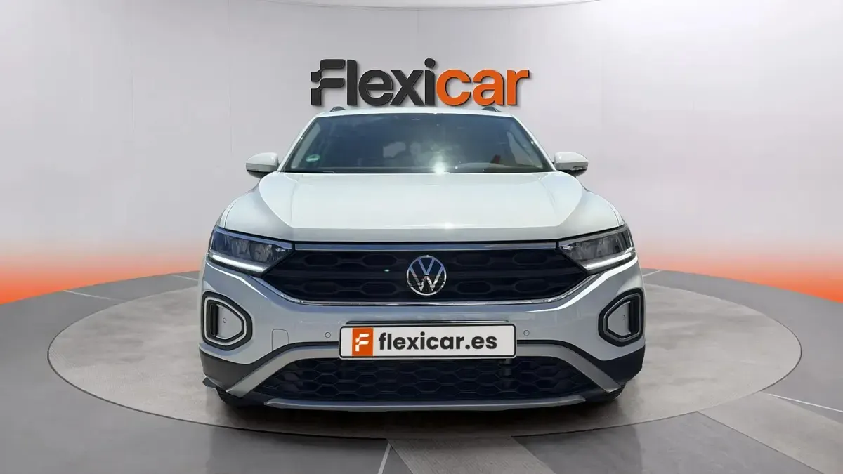 Usado VW T-Roc 116 CV (85 kW) 2025 Blanco SUV