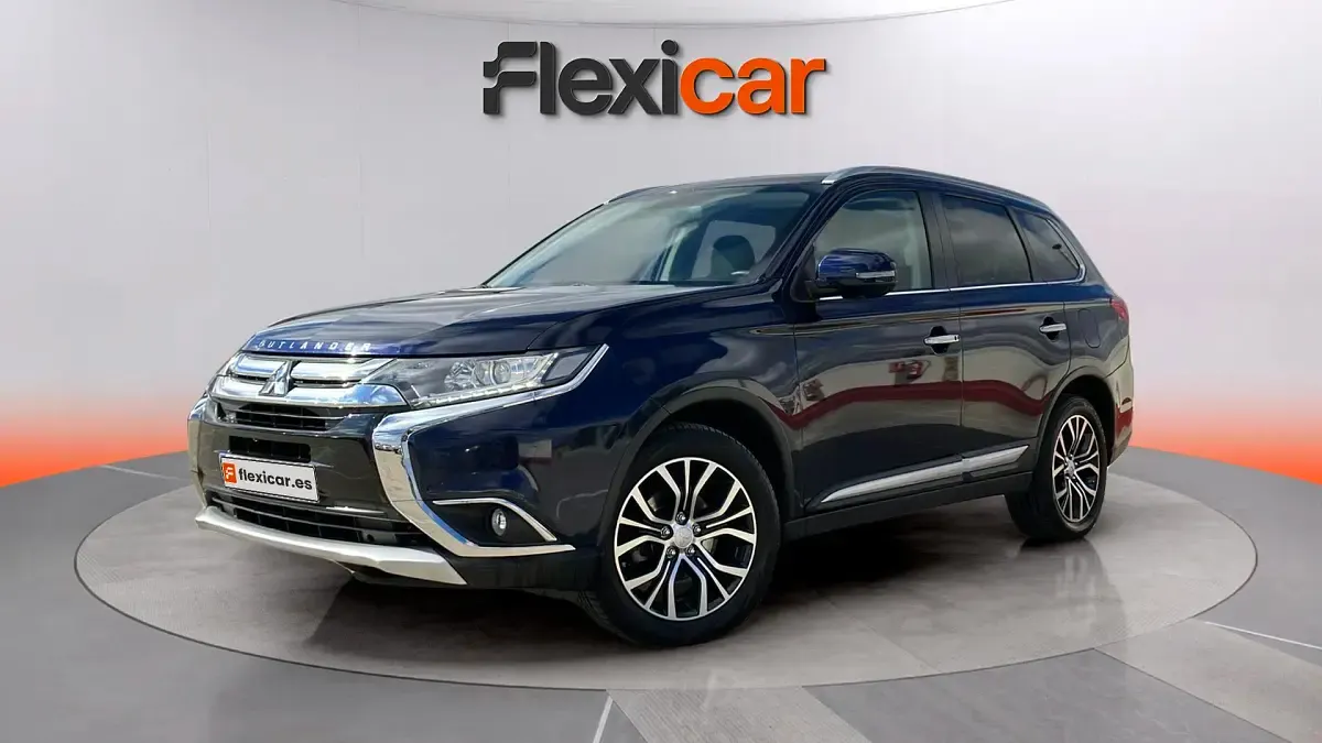 Usado Mitsubishi Outlander Motion 150 CV (110 kW) 2017 Negro SUV