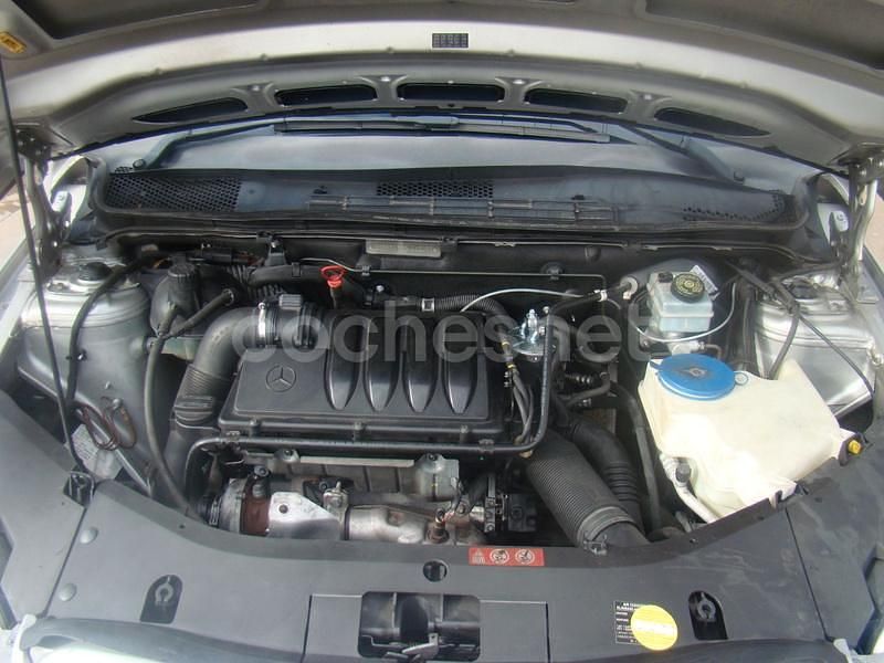 Usado Mercedes B180 109 CV (80 kW) 2007 Gris / plata Monovolumen
