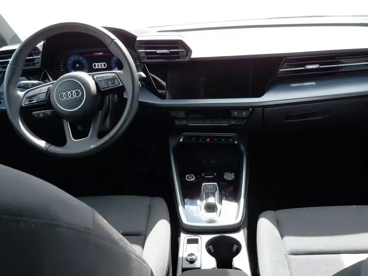 Usado Audi A3 116 CV (85 kW) 2025 Berlina