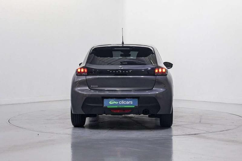 Usado Peugeot 208 Active 102 CV (75 kW) 2023 Gris Utilitario