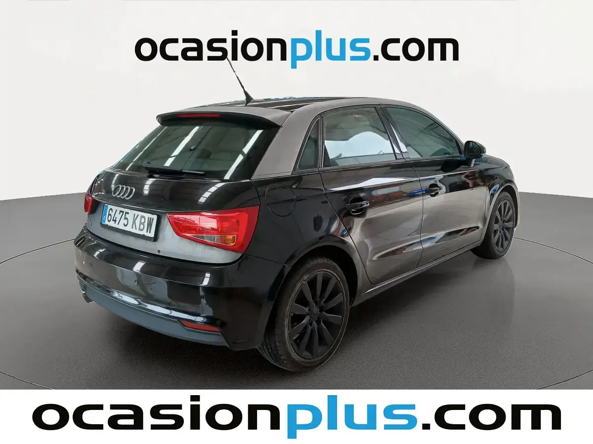 Usado Audi A1 Sportback Attraction 90 CV (66 kW) 2017 Negro Utilitario