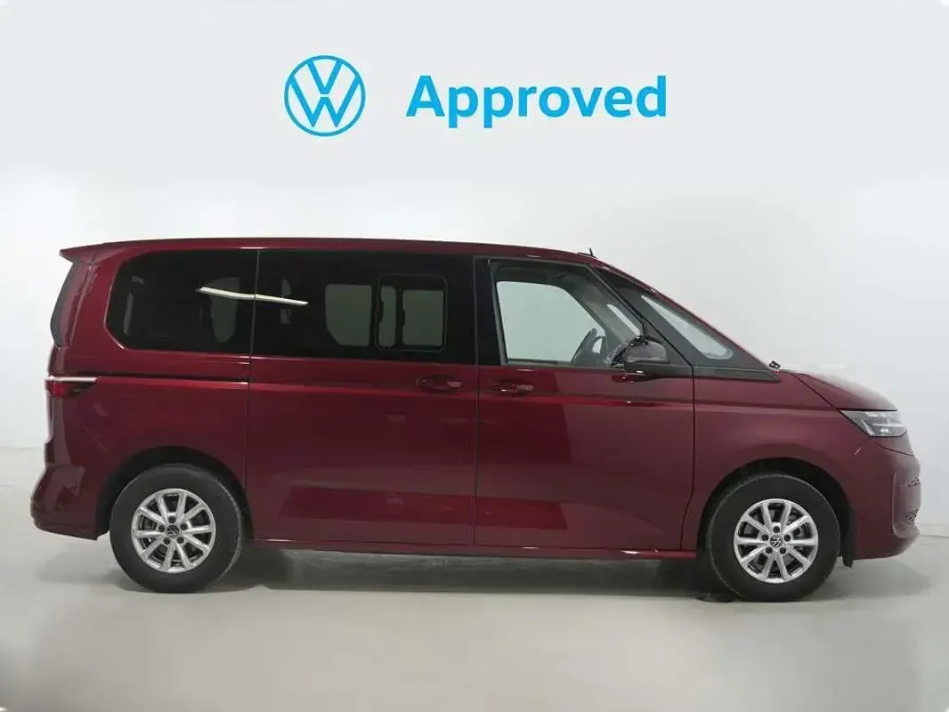Usado VW Multivan 150 CV (110 kW) 2025 Rojo Monovolumen