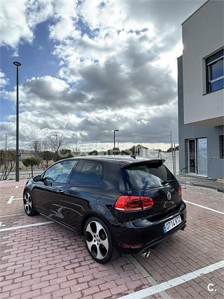 Usado VW Golf VII GTI 210 CV (154 kW) 2012 Negro Berlina