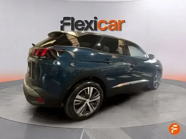 Käytetty Peugeot 3008 Allure 130 HP (95 kW) 2023 Sininen Katumaasturi