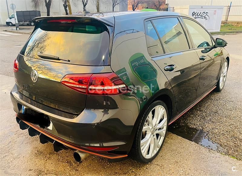 Usado VW Golf VII GTI 230 CV (169 kW) 2015 Gris / plata Berlina