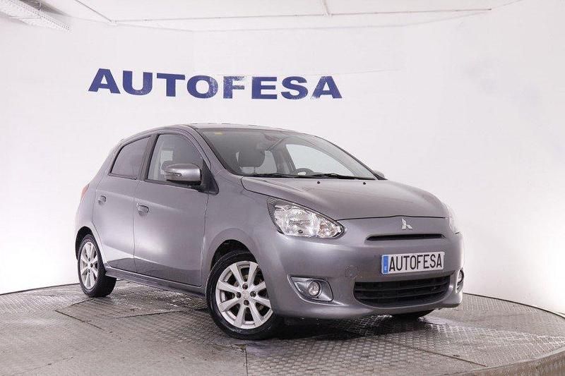 Usado Mitsubishi Space Star Motion 80 CV (58 kW) 2015 Plata SUV