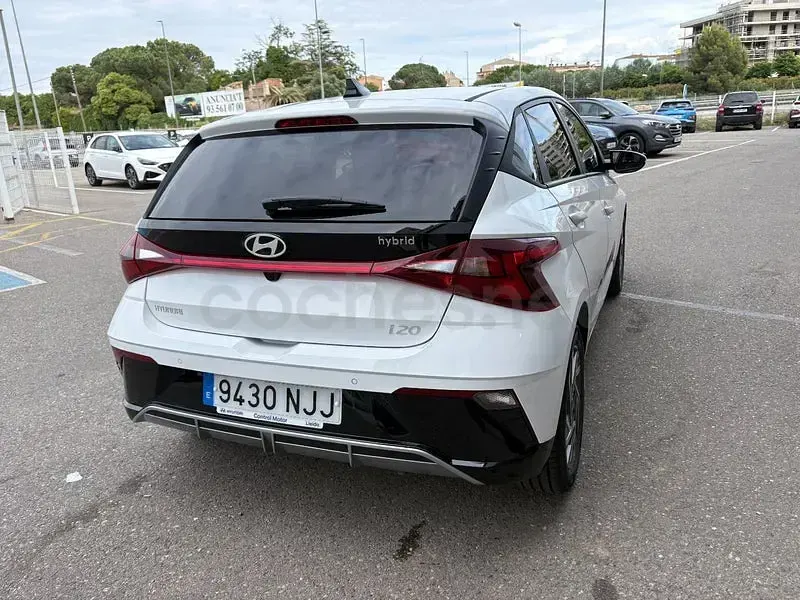 Nuevo Hyundai i20 100 CV (73 kW) 2026 Blanco Utilitario