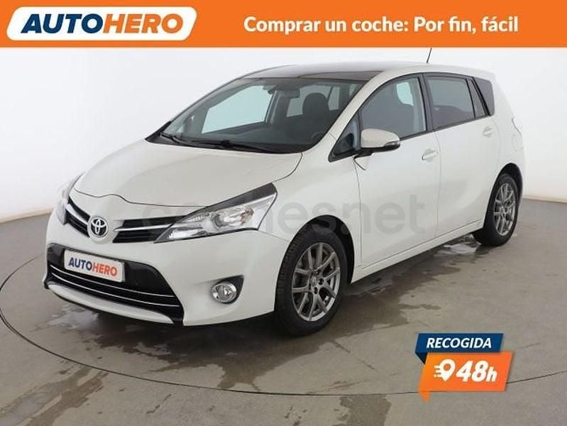 Usado Toyota Verso Advance 132 CV (97 kW) 2014 Blanco Monovolumen