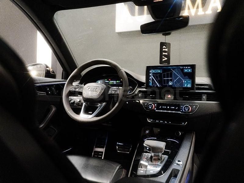 Usado Audi RS4 Premium 450 CV (330 kW) 2022 Gris / plata Familiar