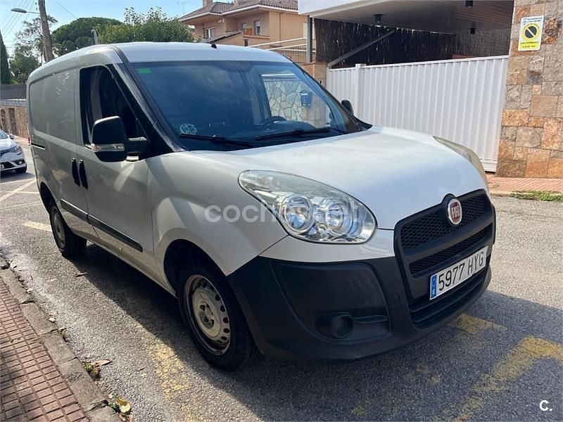 Blanco Usado 2012 Fiat Doblò Monovolumen | 5800 € (Precio justo) - Imagen 1/4