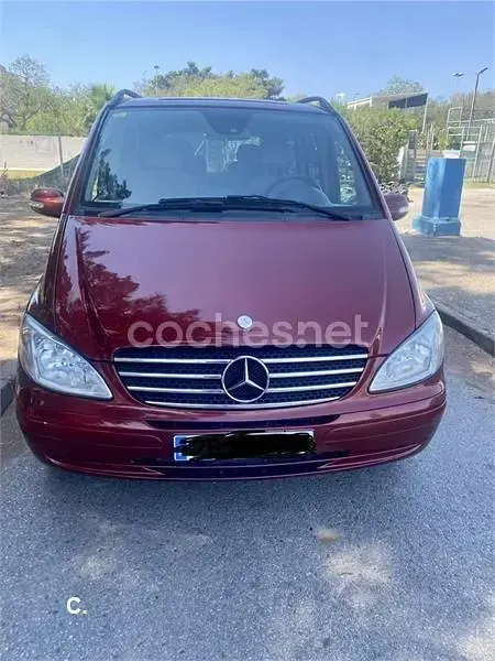 Usado Mercedes Viano 150 CV (110 kW) 2008 Granate Monovolumen