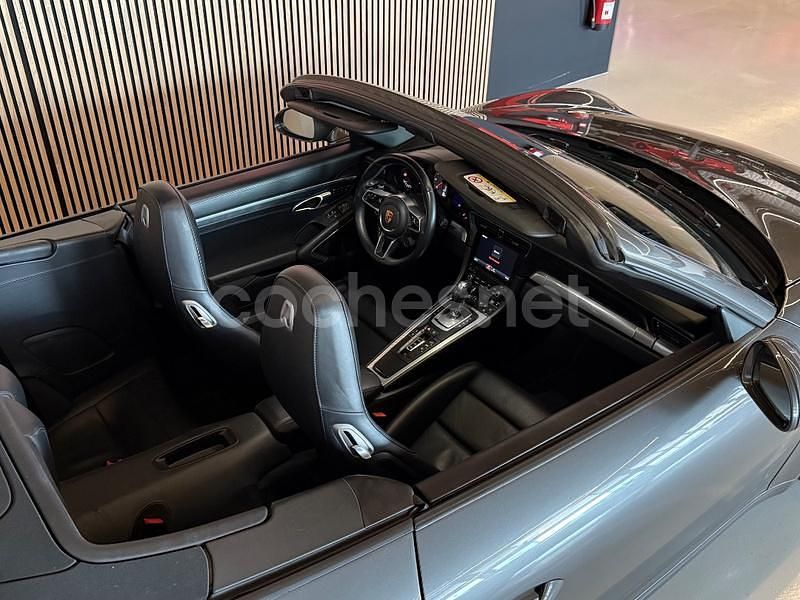 Usado Porsche 911 Carrera S Cabriolet 420 CV (308 kW) 2018 Gris / plata Descapotable