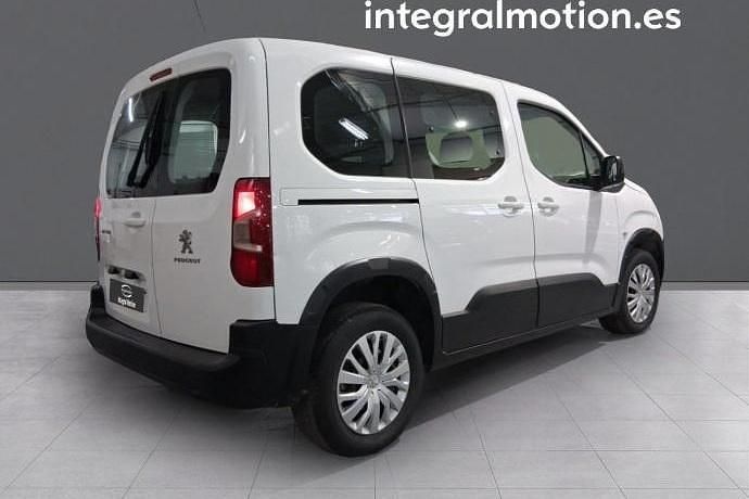 Usado Peugeot Rifter Business-Line 102 CV (75 kW) 2023 Monovolumen