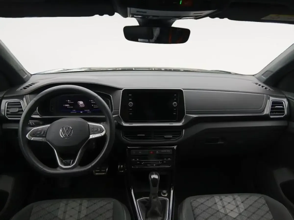 Usado VW T-Cross R-line 150 CV (110 kW) 2025 Negro SUV