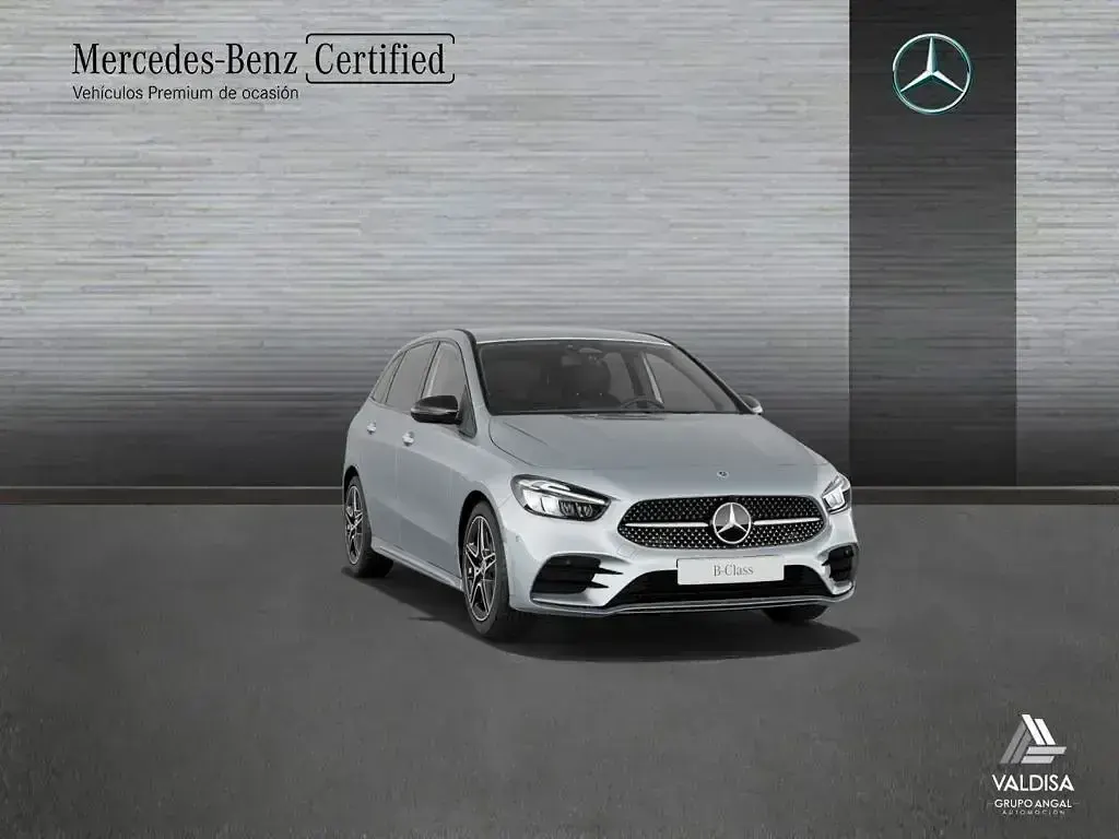 Usado Mercedes B200 150 CV (110 kW) 2025 Plata hightech Utilitario