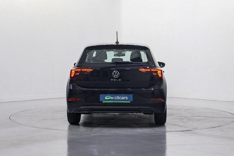 Usado VW Polo Life 95 CV (69 kW) 2022 Negro Utilitario
