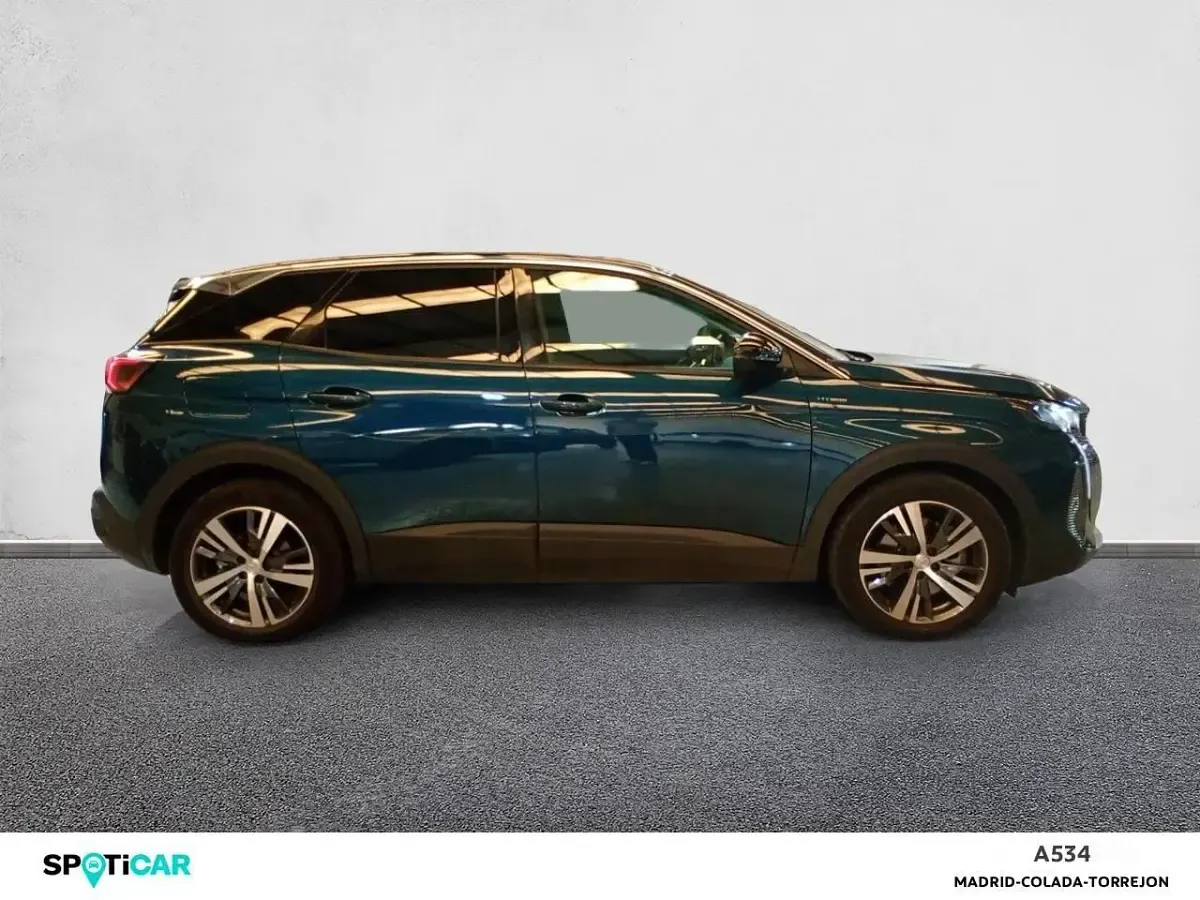Usado Peugeot 3008 Active 225 CV (165 kW) 2022 Azul SUV