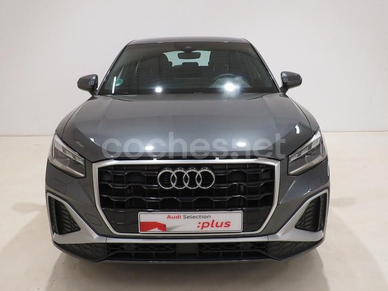 Usado Audi Q2 150 CV (110 kW) 2025 Gris / plata SUV