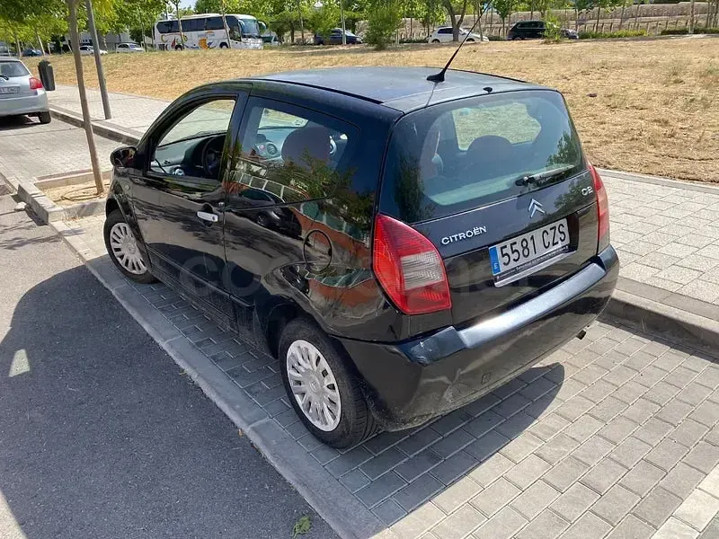 Usado Citroën C2 61 CV (44 kW) 2004 Negro Utilitario