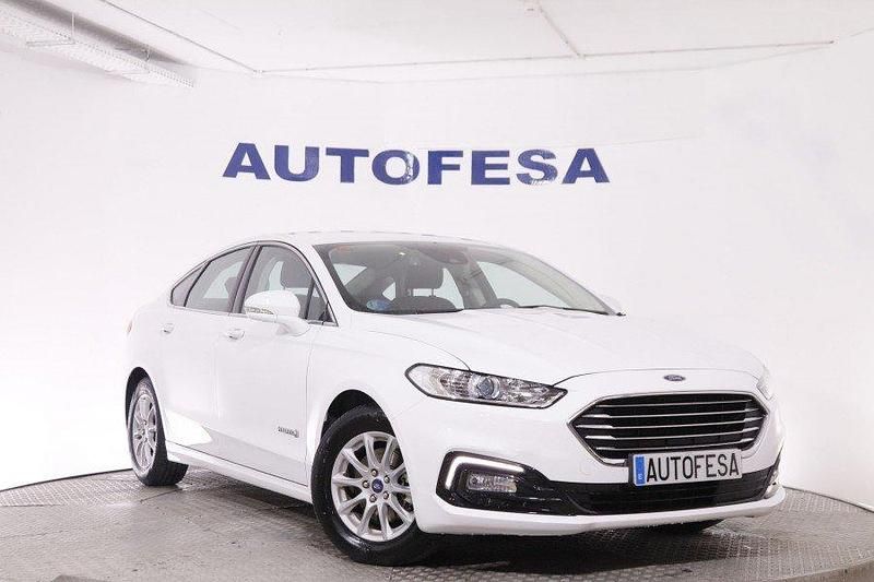 Usado Ford Mondeo Titanium 187 CV (137 kW) 2019 Blanco Berlina