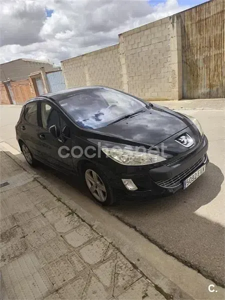 Usado Peugeot 308 Premium 110 CV (80 kW) 2007 Negro Utilitario