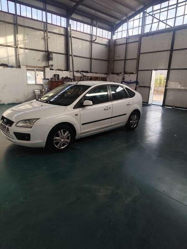 Usado Ford Focus Business Edition 90 CV (66 kW) 2007 Blanco Utilitario