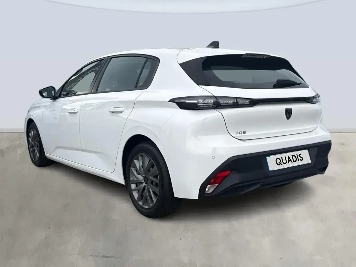 Usado Peugeot 308 Active 110 CV (80 kW) 2022 Blanco Berlina