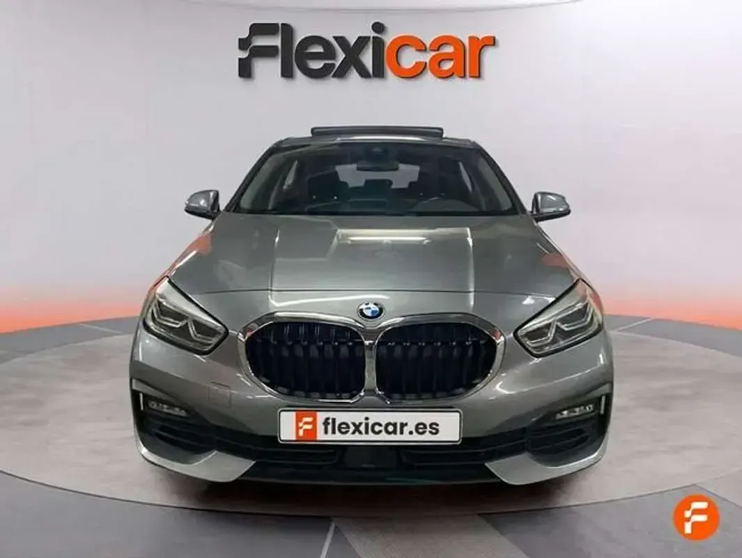 Usado BMW 118 136 CV (100 kW) 2023 Gris Utilitario
