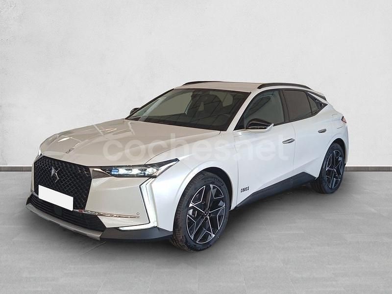 Blanco Usado 2024 DS Automobiles DS4 Rivoli Berlina | 33.995 € (Caro) - Imagen 1/4