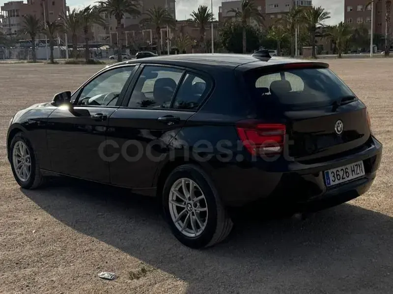 Usado BMW 116 Comfort Edition 116 CV (85 kW) 2014 Negro Utilitario