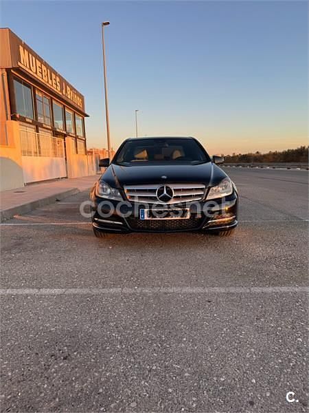 Usado Mercedes C220 Avantgarde 170 CV (125 kW) 2011 Negro Berlina