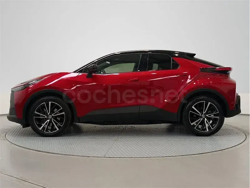 Usado Toyota C-HR 223 CV (164 kW) 2025 Rojo SUV