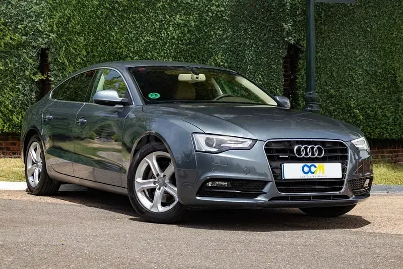 Usado Audi A5 Sportback 211 CV (155 kW) 2013 Azul Utilitario