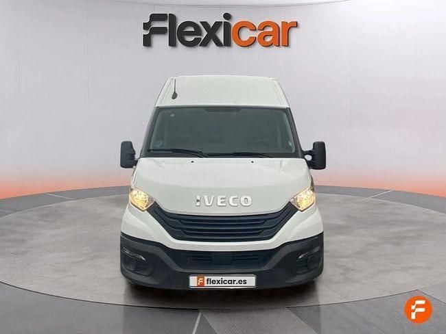 Usado Iveco Daily 156 CV (114 kW) 2023 Blanco Berlina
