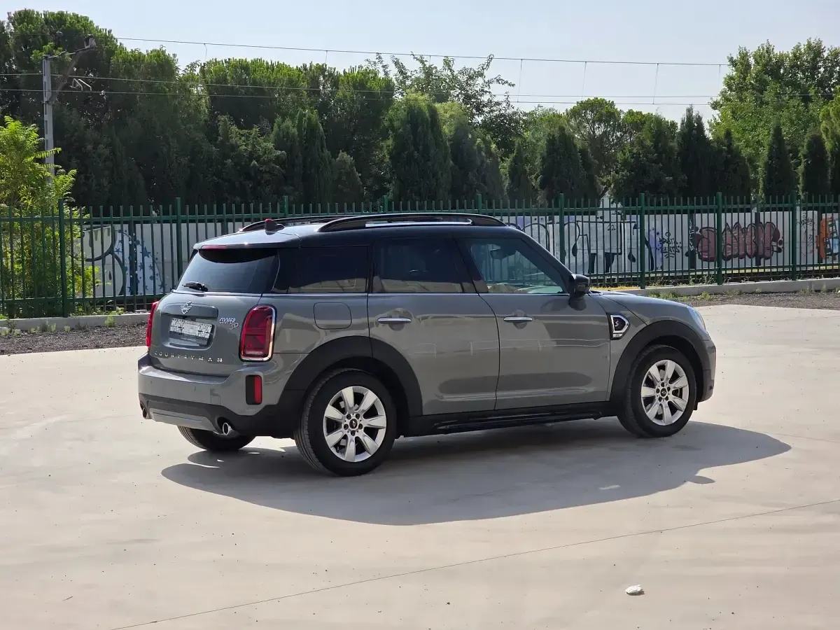 Usado Mini Cooper D Countryman 150 CV (110 kW) 2021 Gris SUV