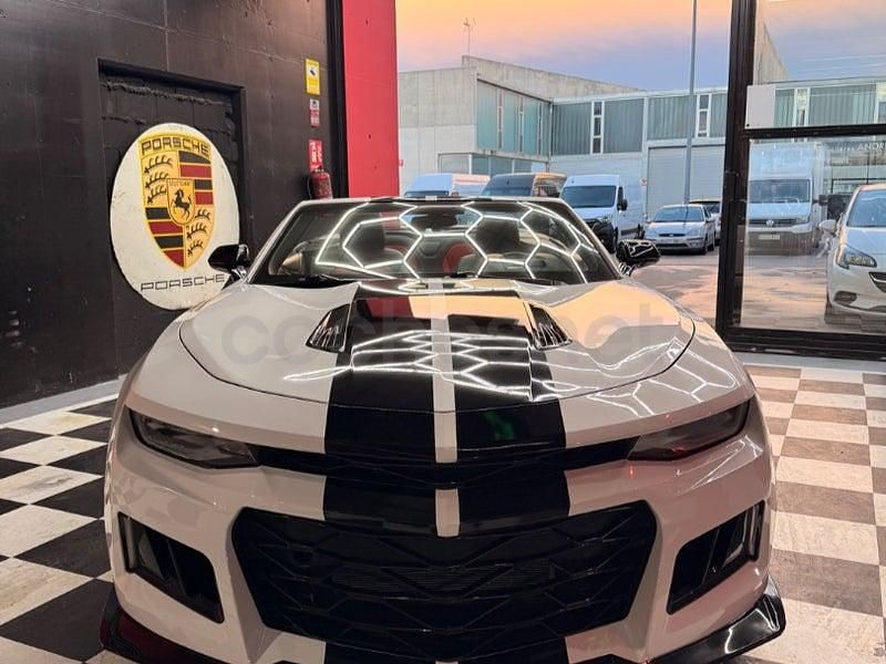 Usado Chevrolet Camaro 405 CV (297 kW) 2015 Blanco Coupe