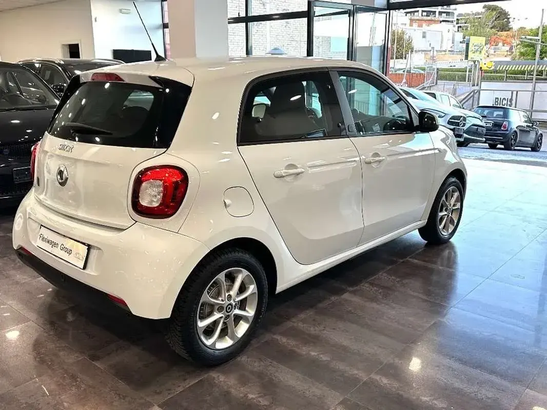 Usado Smart ForFour Electric Drive 60 kW (82 CV) 2019 Blanco Utilitario