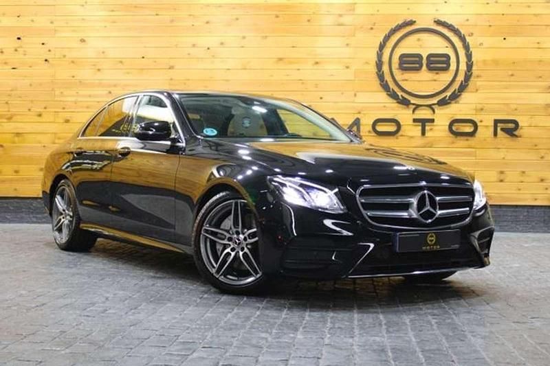 Usado Mercedes E220 194 CV (142 kW) 2018 Negro Berlina