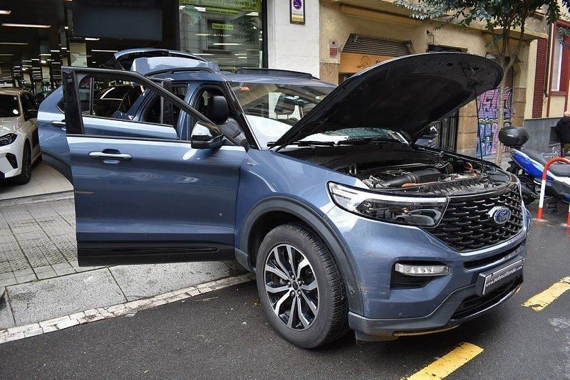 Usado Ford Explorer ST-Line 457 CV (336 kW) 2022 Infiniti blue SUV